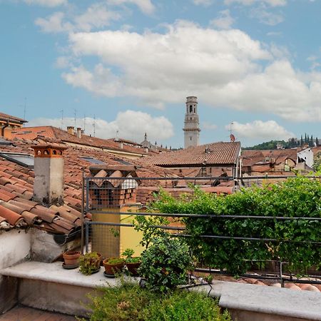 Апартаменты Terrazza Garibaldi By Postcardsfrom Верона Экстерьер фото